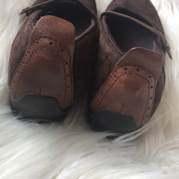 Merrell Mary Janes Brown - Picture 5 of 8